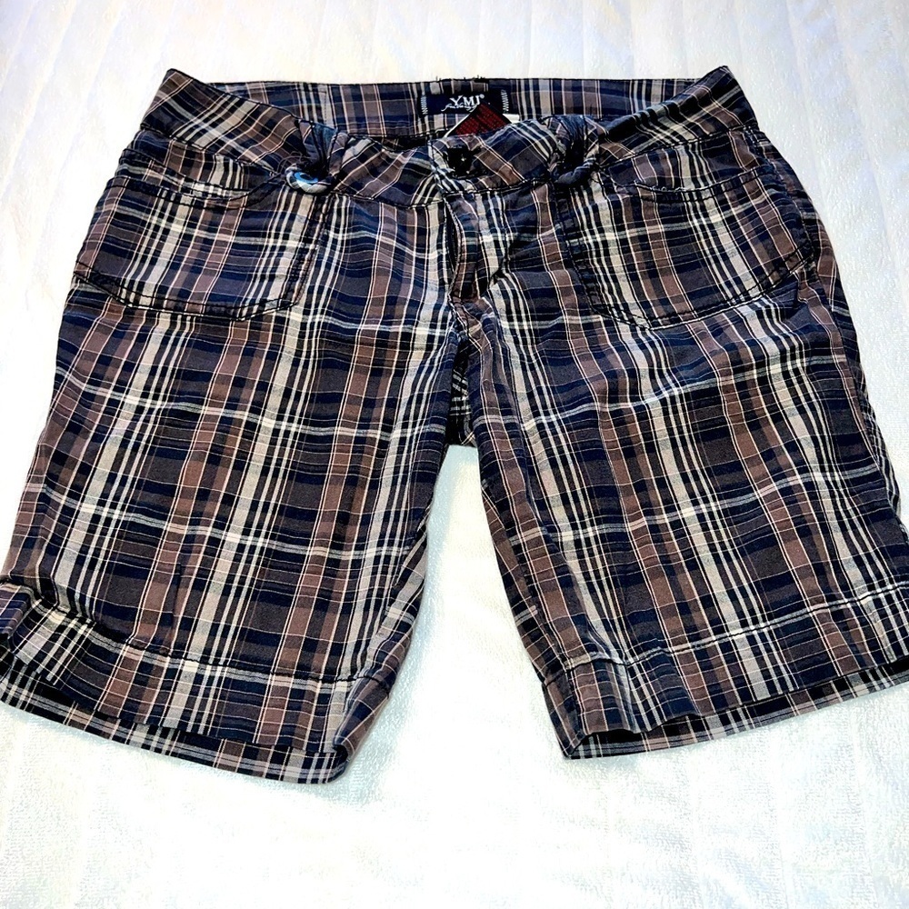 WOMEN'S YMI shorts size 7